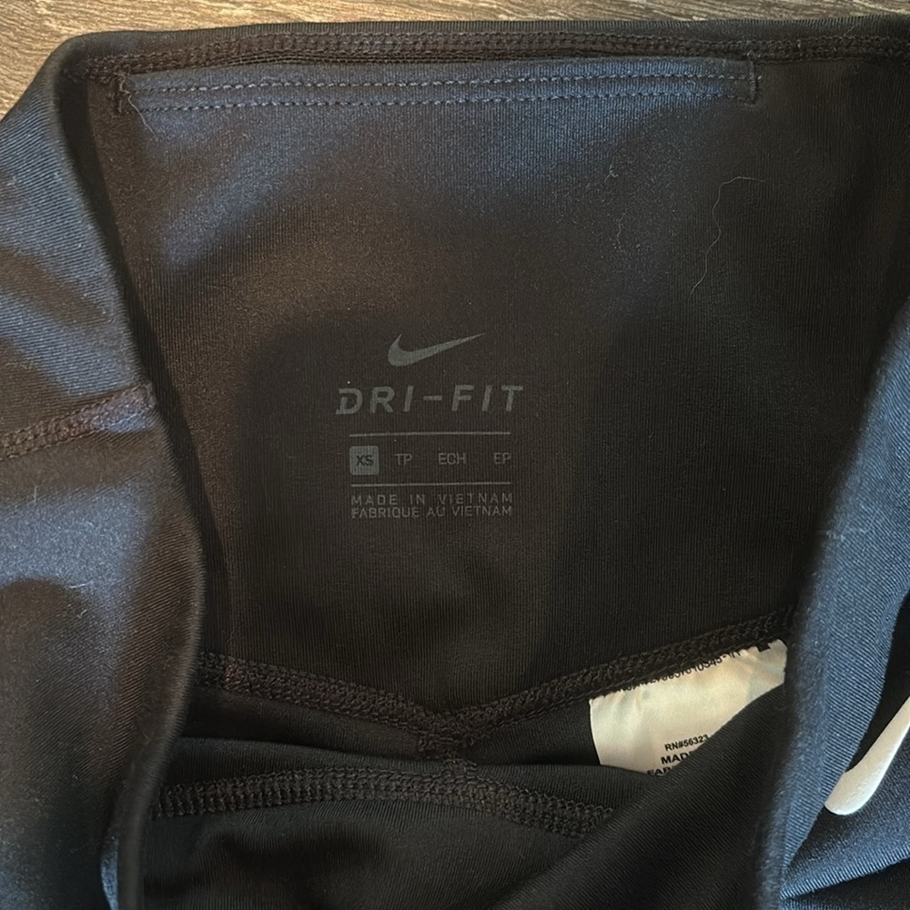 Nike yoga pants - Picture 3 of 4